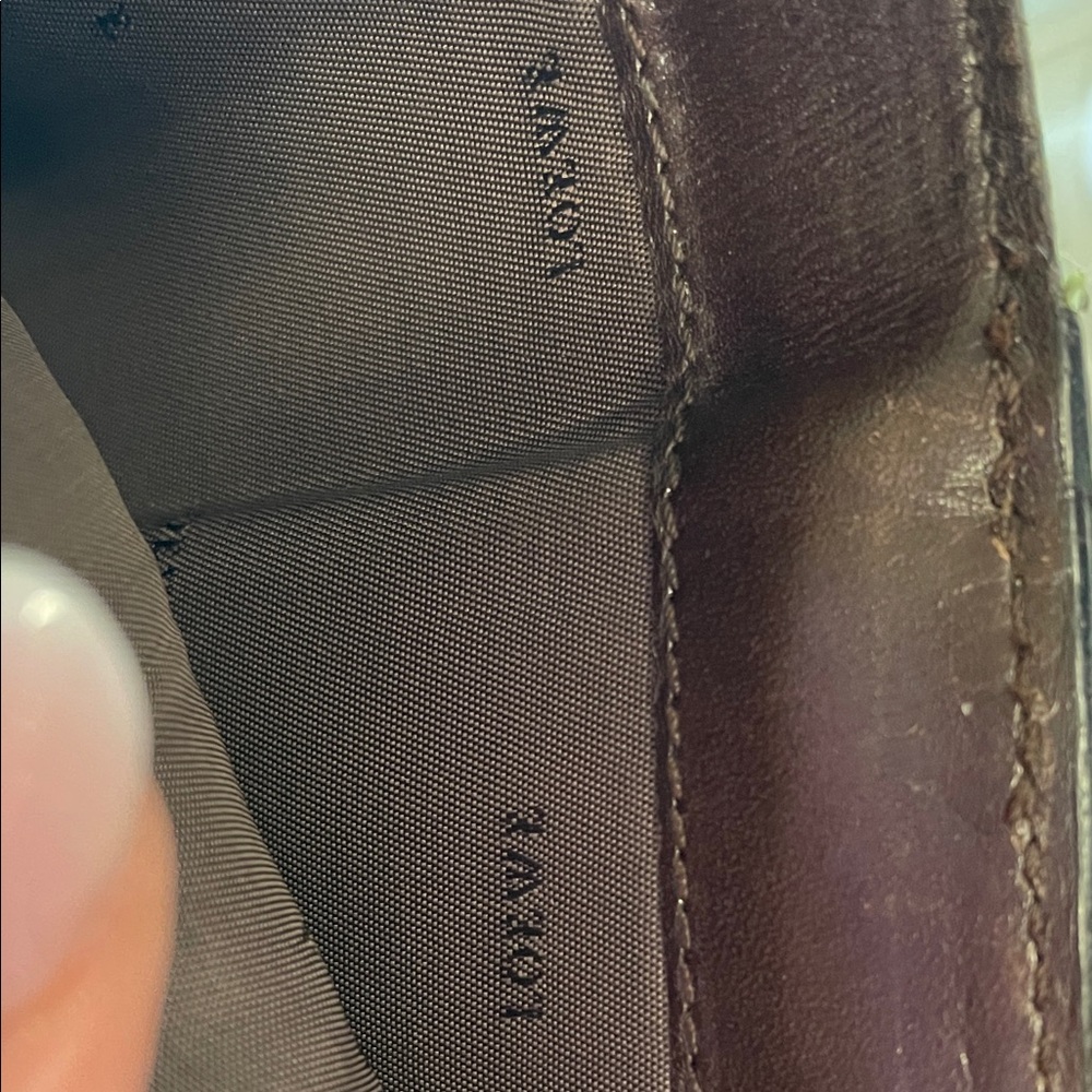 Authentic Loewe Anagram Trifold Wallet kiss-lock closure - Picture 11 of 15